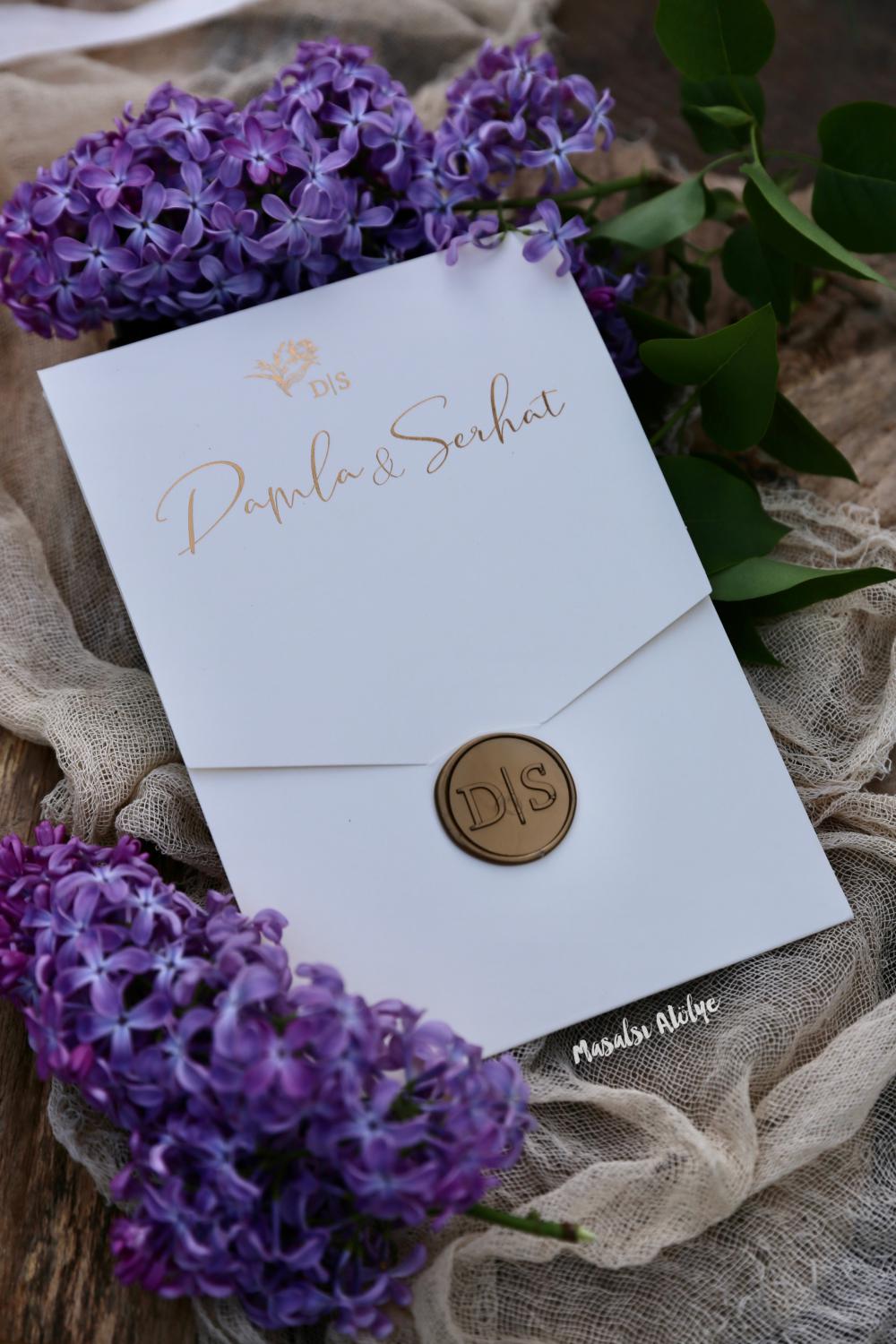 Gold varak dikey davetiye
