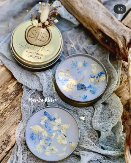 Mavi çiçekli gold metal mum